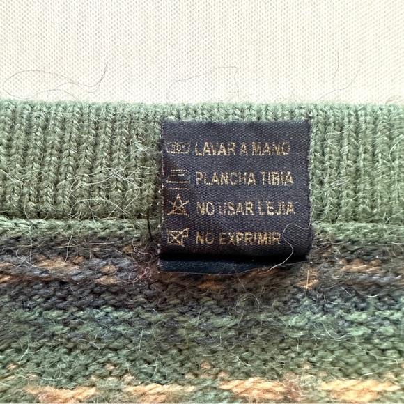 VTG ANDINA 100% ALPACA LLAMA PRINT GREEN MOCK-NECK BUTTON FRONT CARDIGAN SzM/L - Picture 11 of 13